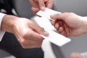 胡知鸷将出任瑞银中国区总裁，钱于军卸任后担任集团内其他职务