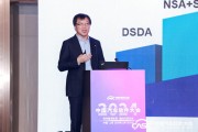 闫智高：eSIM技术助力中国车企扬帆出海