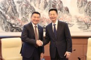 吴清主席会见世界交易所联合会主席罗文才