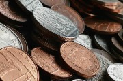 沈阳黄金饰品价值受哪些因素影响？这些因素如何影响消费者的购买行为？